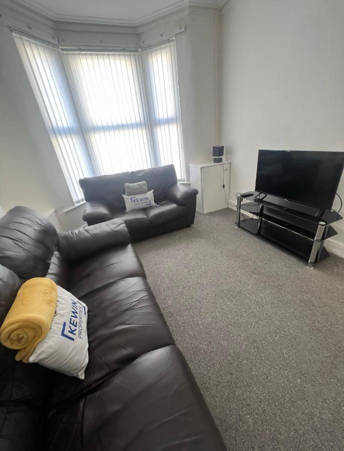 Large 3 Bed - 10 Mins To Centre Vila Liverpool Exterior foto