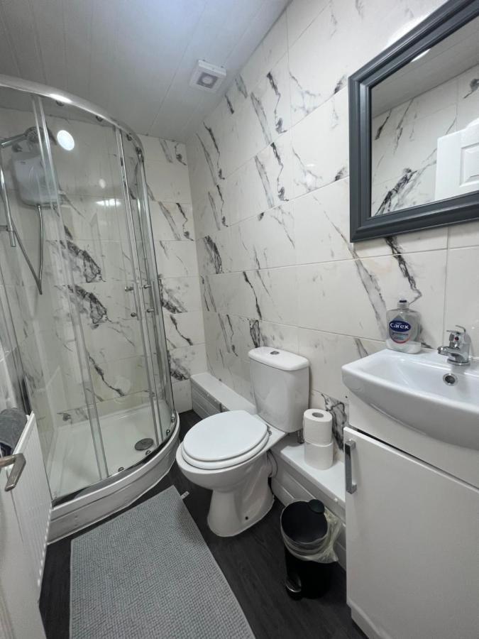 Large 3 Bed - 10 Mins To Centre Vila Liverpool Exterior foto